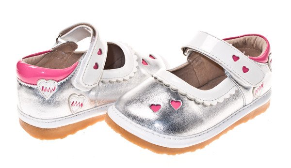 Фото - серебряные туфельки с сердечками цена 395 грн. за пару - Леопольд
