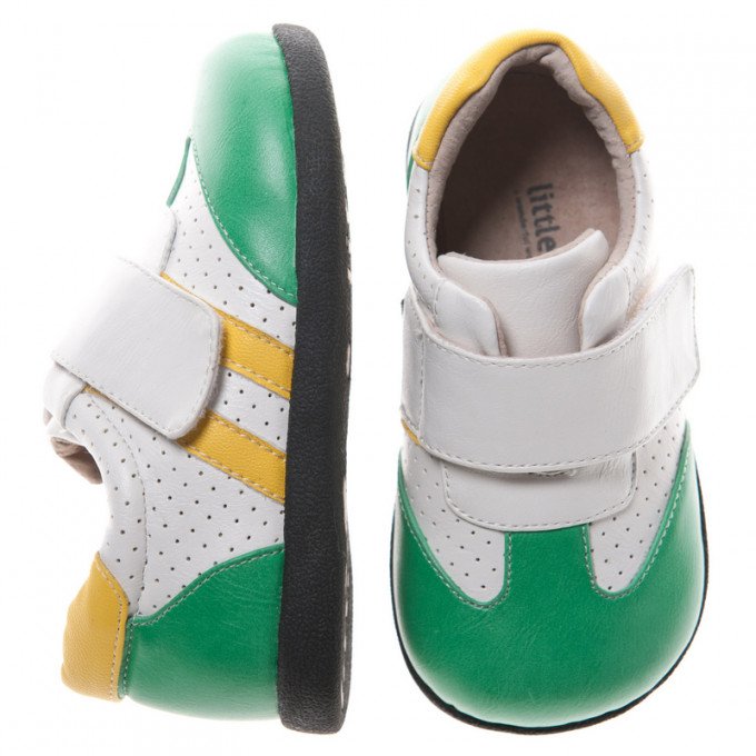 Фото - зелені з білими вставками кросівки ціна 455 грн. за пару - Леопольд