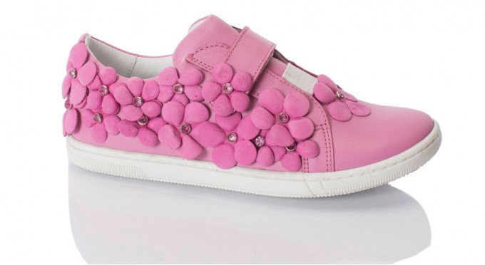 Фото - красиві рожеві черевички з квітами для дівчинки ціна 975 грн. за пару - Леопольд