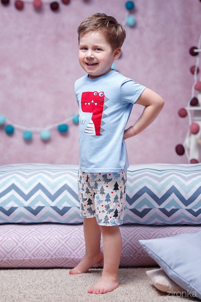 Фото - пижамка Динозаврик для мальчика из футболки и шорт цена 199 грн. за комплект - Леопольд
