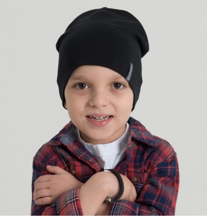 Фото - чорна дитяча осіння шапка ціна 130 грн. за штуку - Леопольд