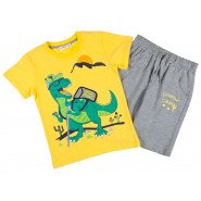 Картинка, яркий комплект из футболки и шорт с динозавром для мальчика