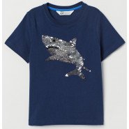 Картинка, темно-синяя футболка с акулой из пайеток